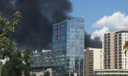 Foto: VUGD izdevies likvidēt ugunsgrēku Čiekurkalnā