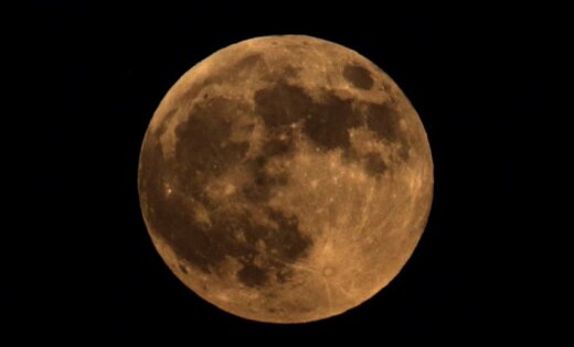   Photo: Lunar eclipse elsewhere in the world 