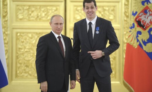 'Я в Putin Team. Малкин присоединился к Овечкину и Ковальчуку