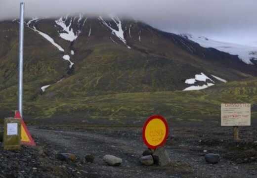 Вулкан в Исландии грозит прекратить авиасообщение в Европе
