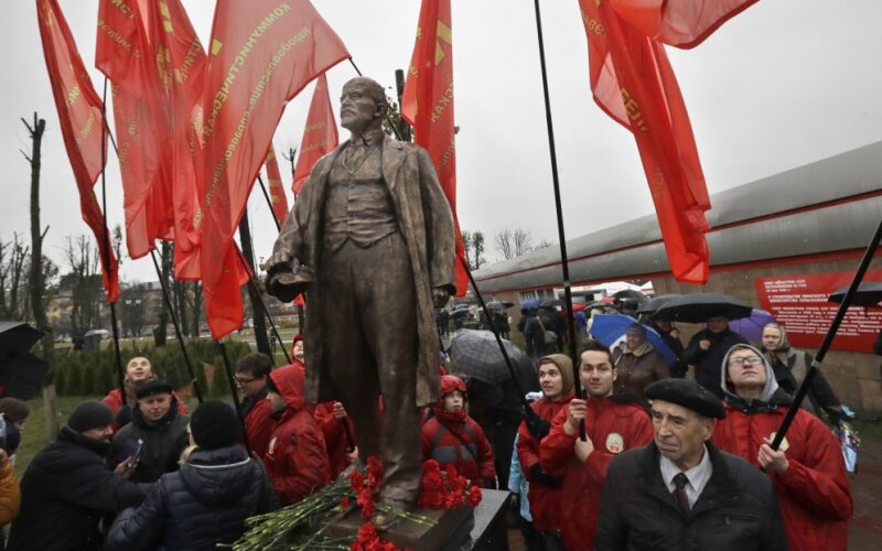 Картинки по запросу Минск отметил 7 ноября открытием памятника Ленину картинки