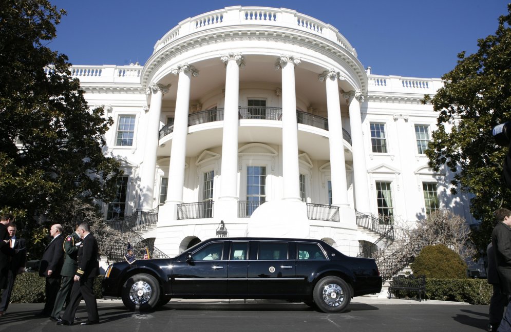 Cadillac one aka "Зверь", или На чем ездит президент США Барак Обама