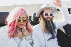 Lasvegasa, tuksnesis, Elviss un tetovējumi – tā precas īsti hipsteri
