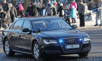 Foto: Igaunijas prezidenta 'Audi' limuzīnu tirgo par 30 tūkstošiem eiro