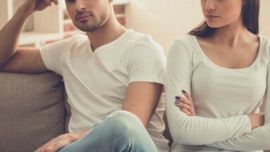 На пути к разводу: психолог назвал 12 вещей, которые день за днем подталкивают нас к разрыву отношений