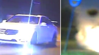 Video: Skolēns ar vecāku auto Rīgā bēg no policijas ar 192 km/h; auto aizdegas