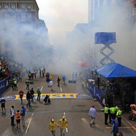 Londonas maratona organizētāji par katru finišējušo sportistu ziedos naudu Bostonas teroraktā cietušajiem