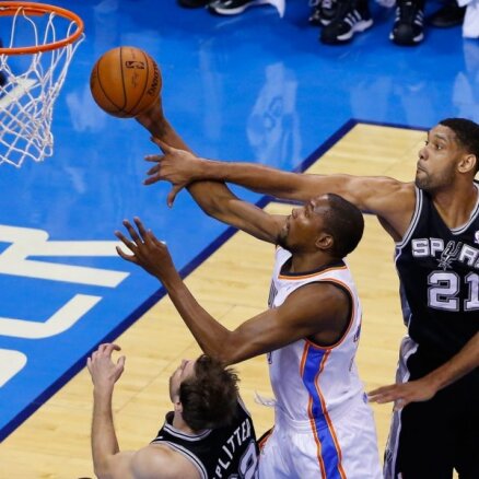 'Spurs' uzvar pagarinājumā un iekļūst NBA finālā