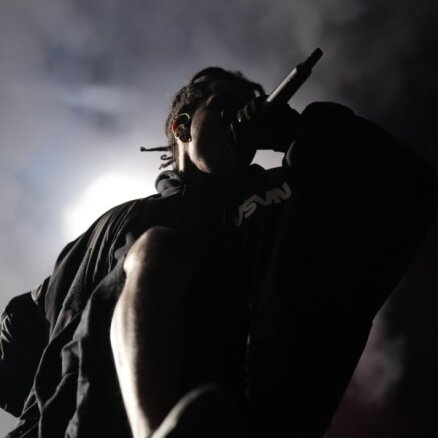Ar ugunīgu ASAP Rocky performanci izskan 'Positivus' festivāls Rīgā. Teksta tiešraides arhīvs