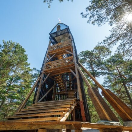 Dabas parks 'Bernāti', kurā iespējams uzkāpt Latvijā augstākajā kāpā