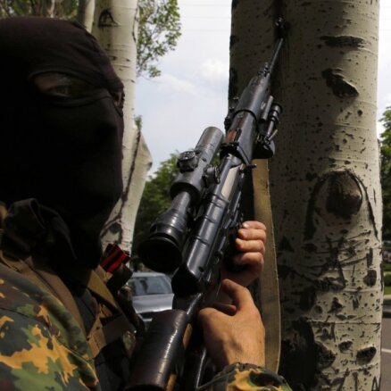 В ЛНР заявили о переброске в Донбасс снайперов из Польши и Прибалтики