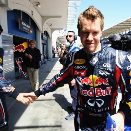 'Red Bull' nodrošina pirmo starta rindu Indijas GP