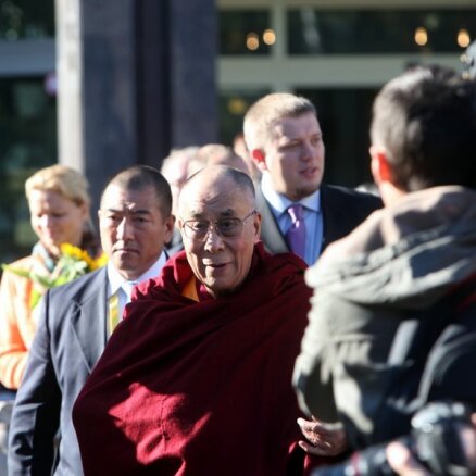 Визит Далай-ламы: приоритеты Латвии изменились