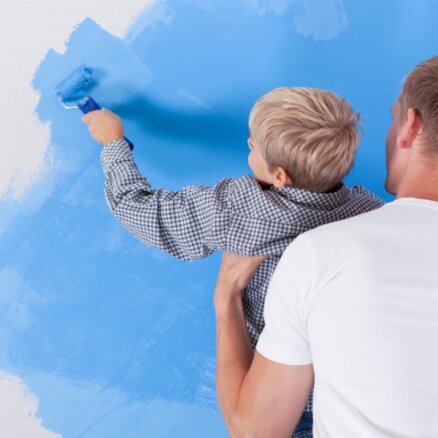 Kas jāņem vērā, lai nokrāsotu sienas, kā profesionāls meistars?