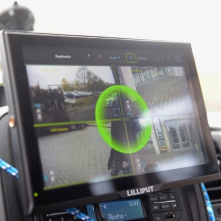 ФОТО: На дорогах появятся новые машины полиции с 360-градусной камерой слежения