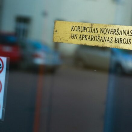 KNAB vadītājam nosaka tiesības uz izdienas pensiju