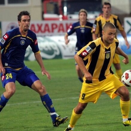 В девятом матче Верпаковскис открыл счет азербайджанским голам