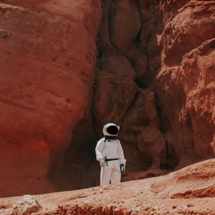 Инопланетная жизнь, планета "Б" или просто любопытство. Зачем отправлять людей на Марс?