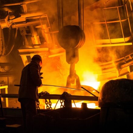 'Eurostat': Latvijā rūpniecības produkcijas apmēra kāpums jūlijā straujāks nekā ES