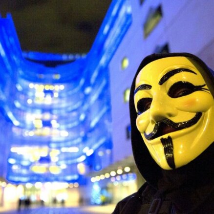 'Anonymous' cīņu frontes: pret FIB, Putinu, teroristiem un pārējiem