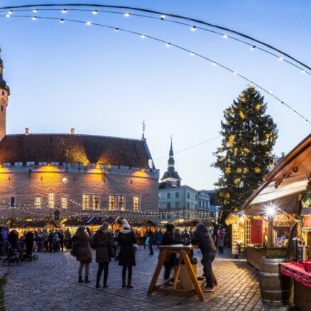 Tallina un Rīga atzīta par šī gada lētākajiem Eiropas Ziemassvētku galamērķiem