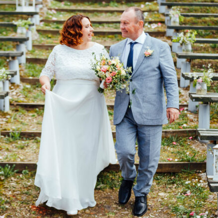 Ekskluzīvi foto: 'Caur ērkšķiem uz...' Ineses sapņu kāzas