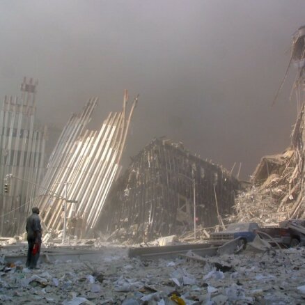 СМИ: новое видео 9/11 опровергло "теорию заговора", обвиняющую в теракте власти страны