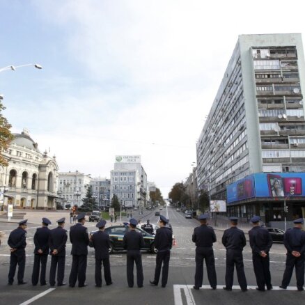 Kijevā notikušas Timošenko  atbalstītāju sadursmes ar miliciju