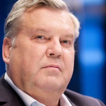 Urbanovičam Saeimas komisijā pasprūk rupjības par Andri Vilku; seko atvainošanās