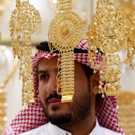 Саудиты сделали самый тяжелый в мире ювелирный гарнитур