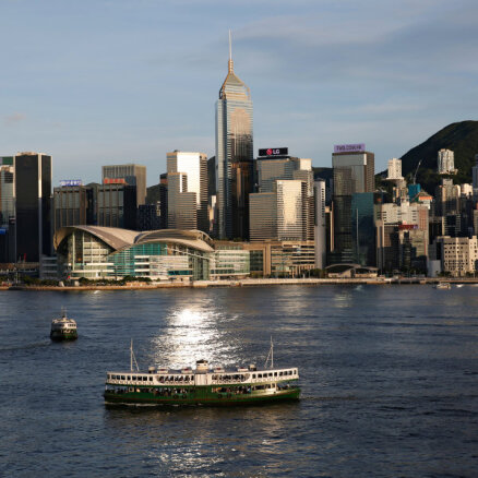 Гонконг планирует раздать 500 000 бесплатных авиабилетов, чтобы заманить путешественников