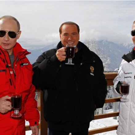 На инаугурацию Путина приедут Шредер и Берлускони