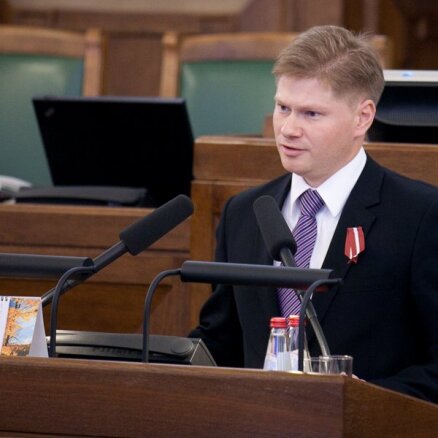 Ģenerālprokuratūra Saeimai lūdz atļauju kratīt deputāta Potapkina dzīvesvietu