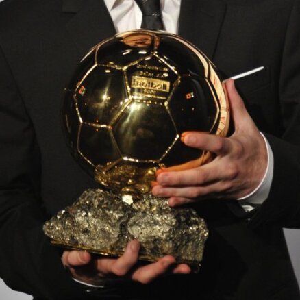 УЕФА нашел замену "Золотому мячу"
