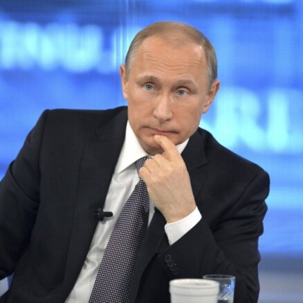'ASV ir kā PSRS – bez naudas un draugiem': 5 Putina preses konferences spilgtākie dzēlieni Vašingtonai