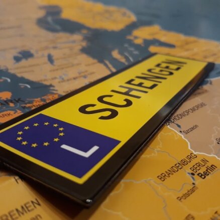 Bloomberg: Франция и Германия вместе выскажутся против запрета выдачи шенгенских виз россиянам