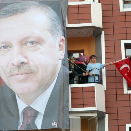 Турецкая оппозиция: Эрдоган создает напряженность