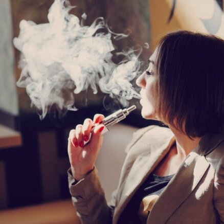 PTAC konstatējis uz jauniešiem orientētas smēķēšanas produktu reklāmas pārkāpumus