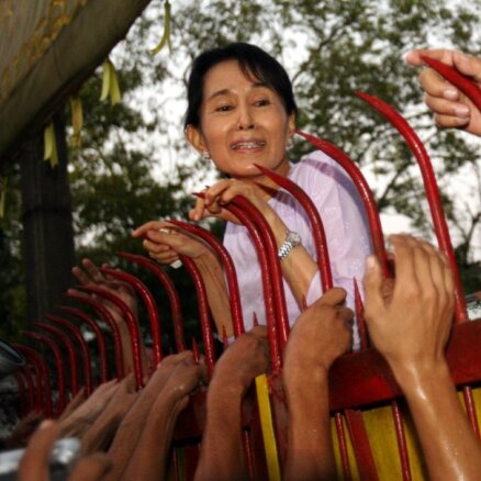 Mjanmas līdere ANO tiesā noraida apsūdzības genocīdā