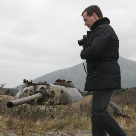 Krievijas prezidents sola zemestrīcē cietušos japāņus iekārtot darbā