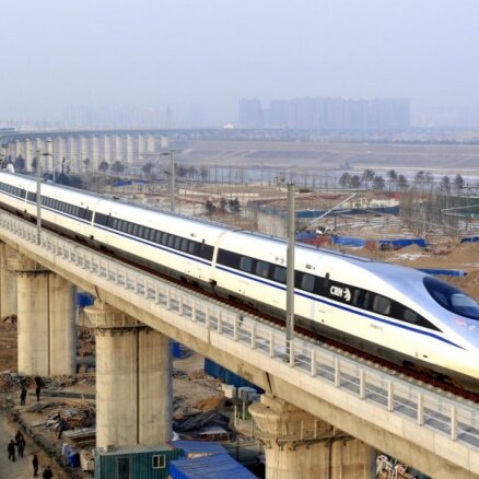 Ķīna un Krievija plāno ātrvilciena dzelzceļa līniju starp Maskavu un Pekinu