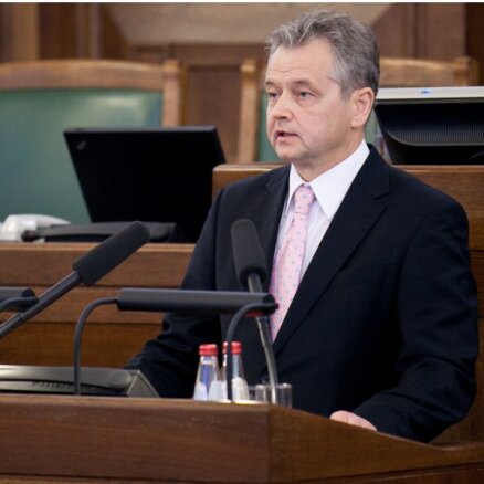Saliedētības komisija prasa Kučinskim reformēt integrācijas politiku