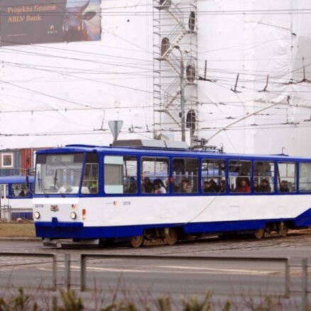 Izstrādās būvprojektu 7. tramvaja infrastruktūras pielāgošanai zemās grīdas tramvajam