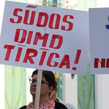 'Lai nenogrimtu atkritumos' – soli pa solim, kā nonācām līdz Rīgas domes ārkārtas vēlēšanām
