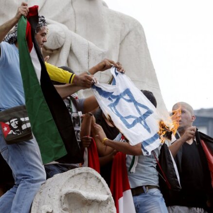 Eiropā uzplaukst antisemītisms, ziņo portāls