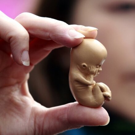 Новый запрет на аборты в США — теперь и в Миссури