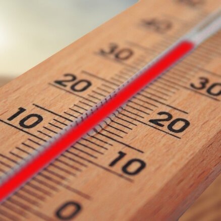 Жарче +32 градусов: на 12 метеостанциях установлены рекорды тепла