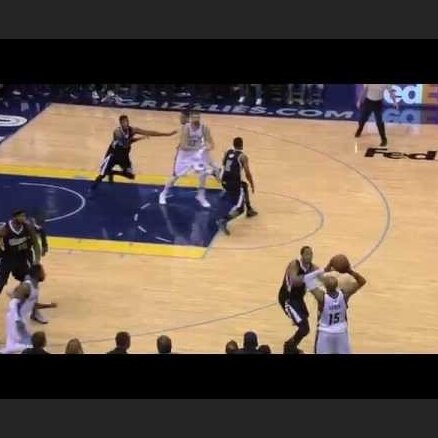 Video: Neticams pēdējo sekunžu metiens NBA spēlē