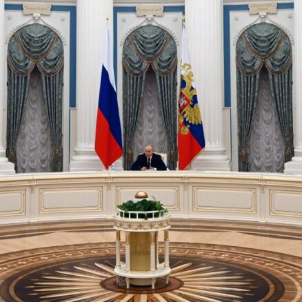 Minhenes Drošības konferences vadītājs: Krievijai ir vajadzīga 'deputinizācija'