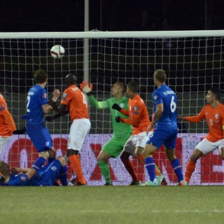 EURO 2016 kvalifikācija: Islande negaidīti sakauj Nīderlandi